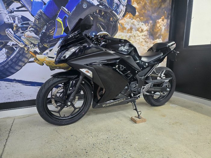 2013 Kawasaki NINJA 300 BLACK