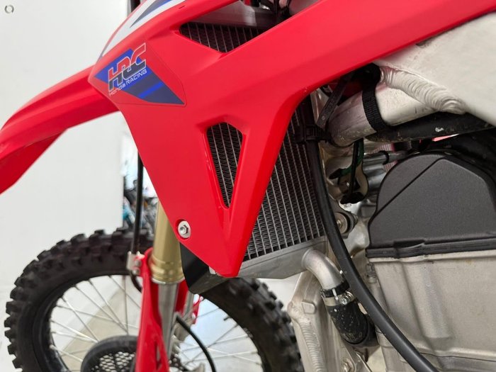 2024 Honda CRF450R Red