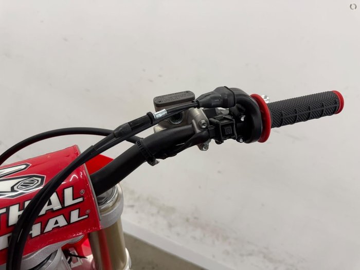 2024 Honda CRF450R Red