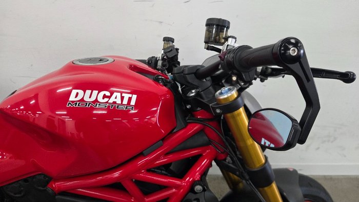 2014 DUCATI MONSTER 1200S Red