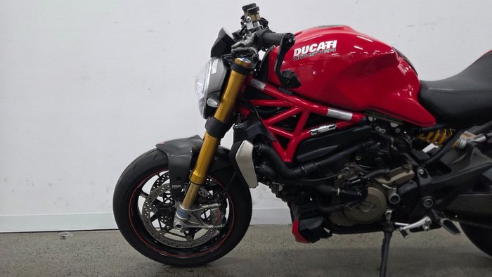 2014 DUCATI MONSTER 1200S Red