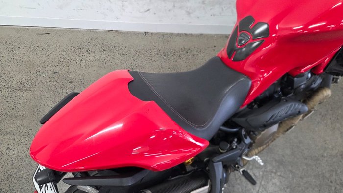 2014 DUCATI MONSTER 1200S Red