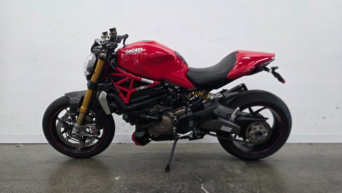 2014 DUCATI MONSTER 1200S Red