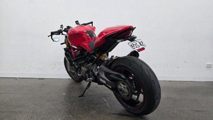 2014 DUCATI MONSTER 1200S Red