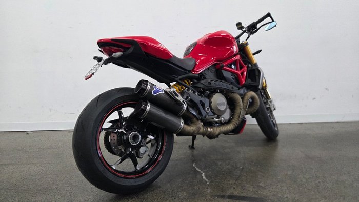 2014 DUCATI MONSTER 1200S Red