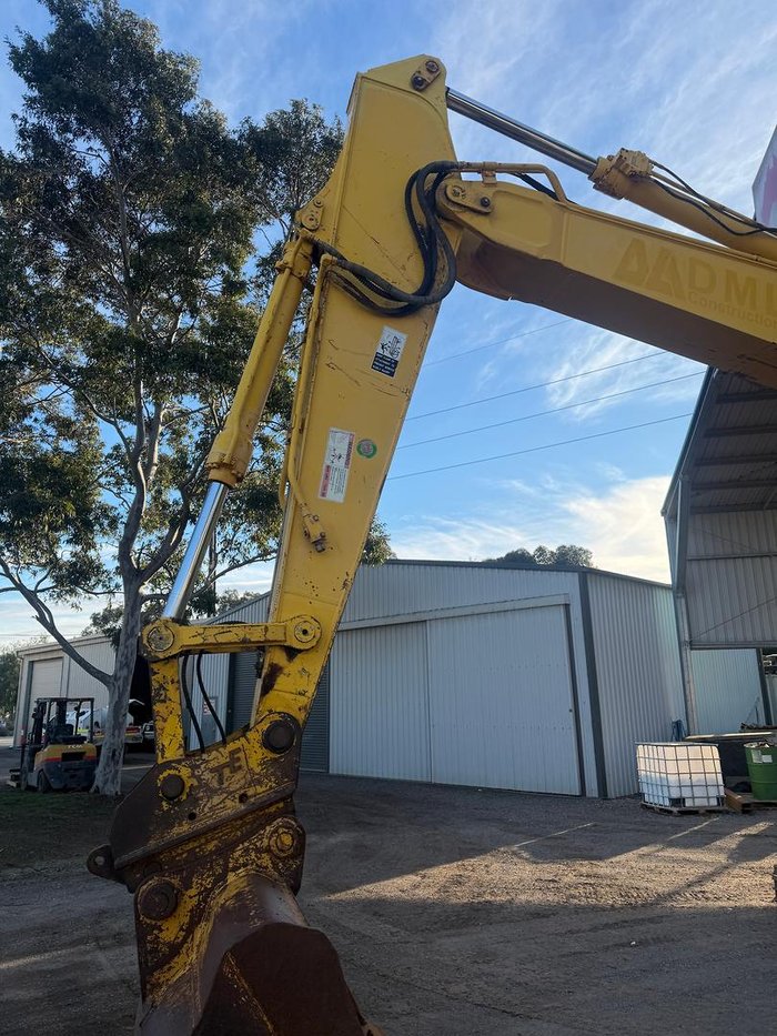 2016 Sumitomo Sh250-6 Yellow