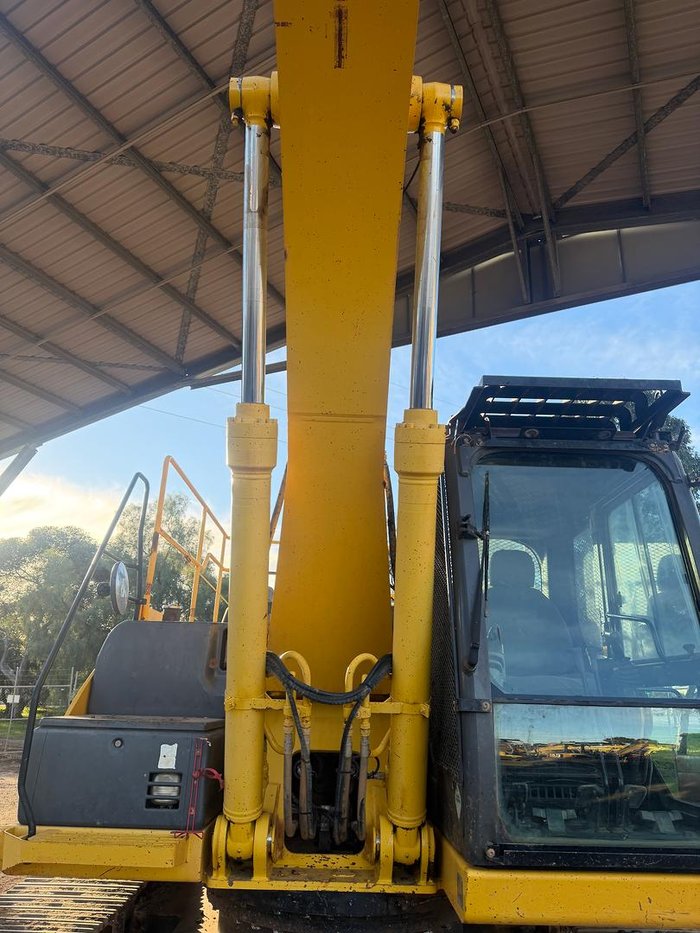 2016 Sumitomo Sh250-6 Yellow