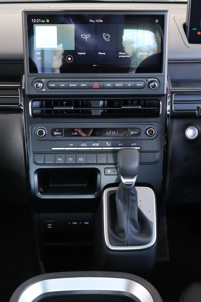 2026 Hyundai STARIA LOAD