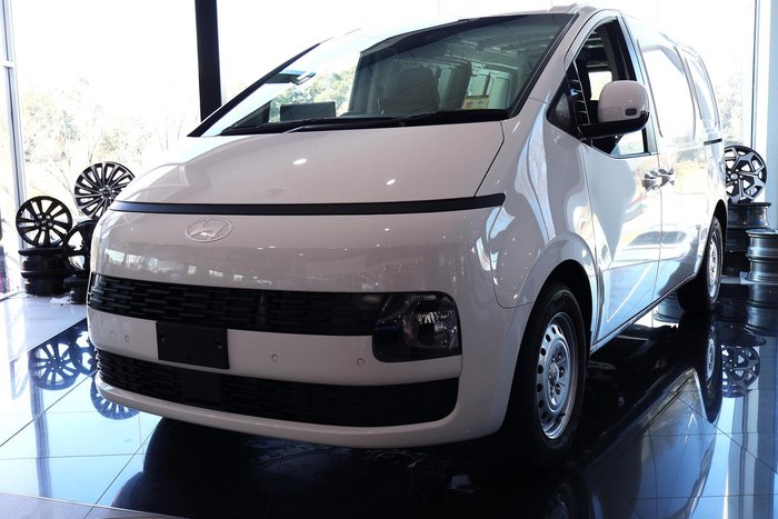 2026 Hyundai STARIA LOAD Hybrid