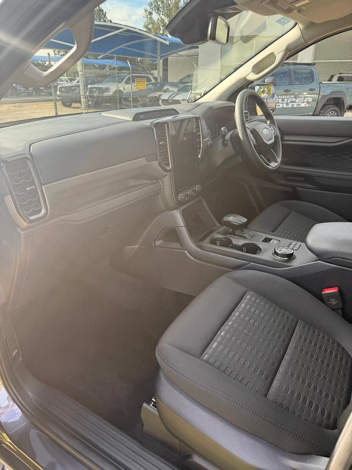 2025 Ford Everest Ambiente