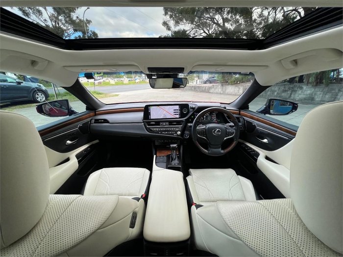 2021 Lexus ES 300h Sports Luxury