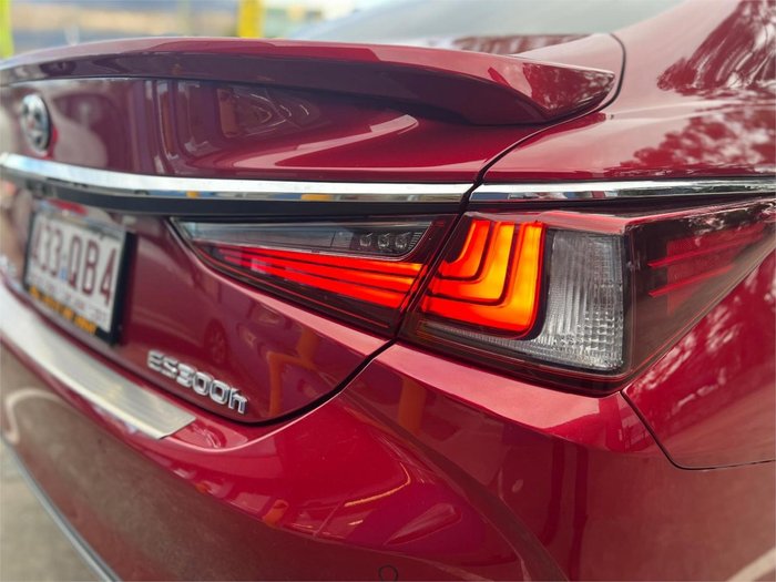 2021 Lexus ES 300h Sports Luxury