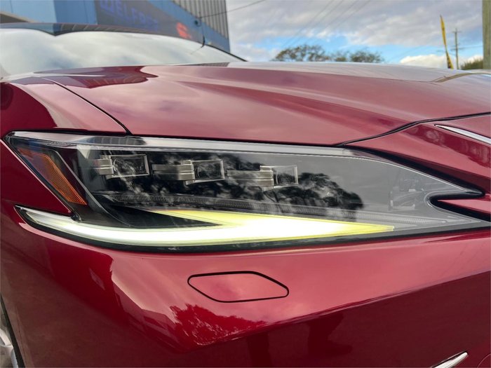 2021 Lexus ES 300h Sports Luxury