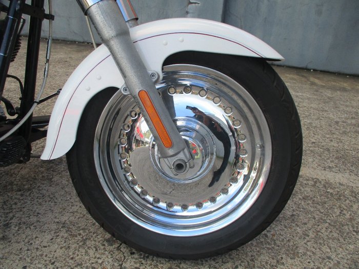 2008 HARLEY-DAVIDSON FLSTF FAT BOY WHITE