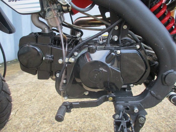2022 BRAAAP STREET SUPERLITE WHITE