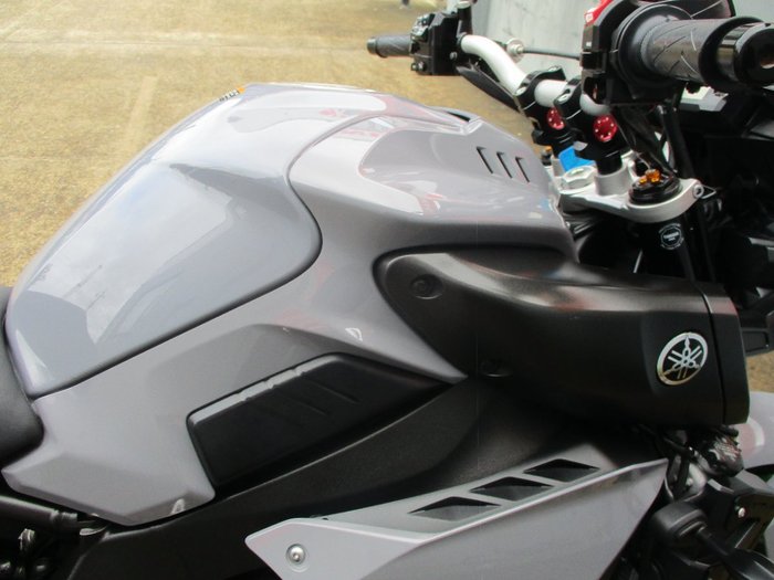 2016 YAMAHA MT-10 GREY