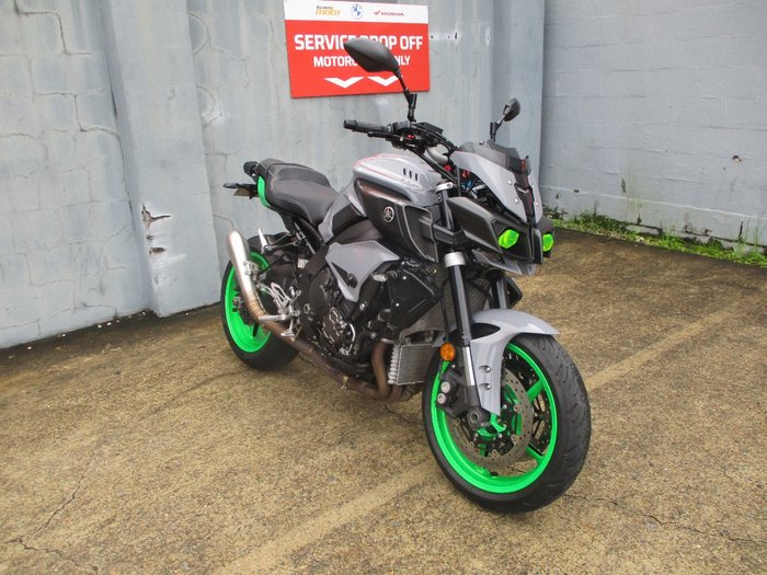 2016 YAMAHA MT-10 GREY