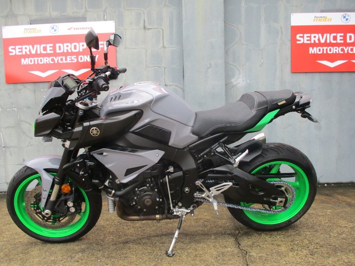2016 YAMAHA MT-10 GREY