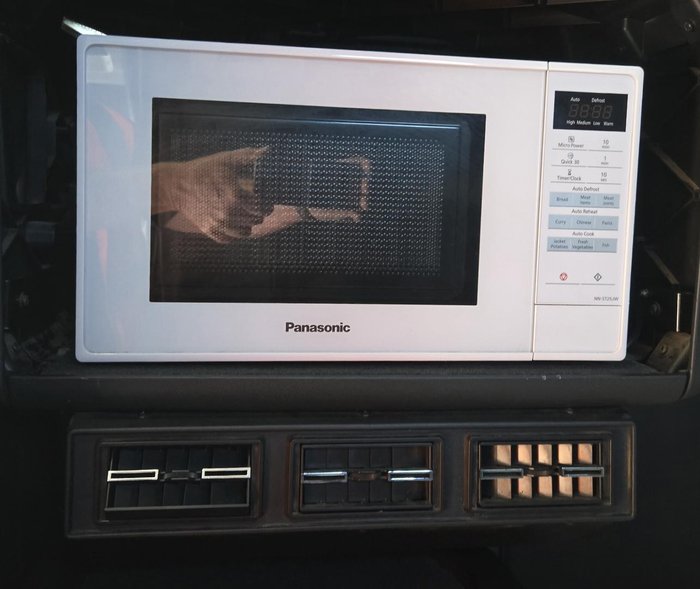 2021 Freightliner Cascadia 126 WHITE