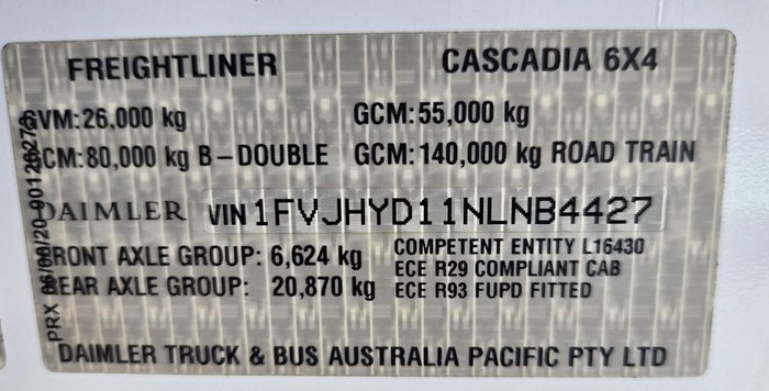 2021 Freightliner Cascadia 126 WHITE