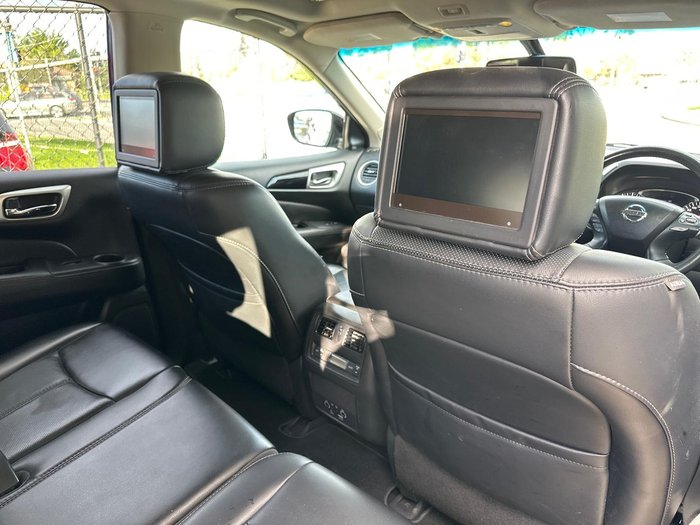 2017 Nissan Pathfinder Ti