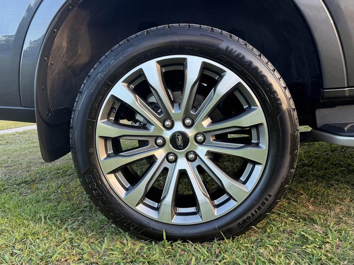 2024 Ford Everest Platinum