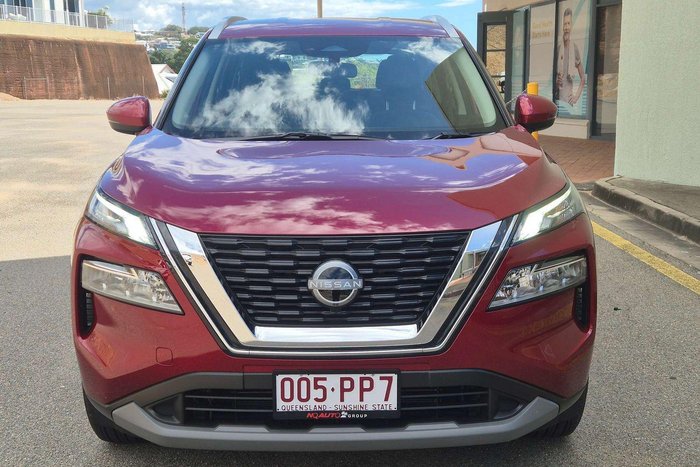 2025 Nissan X-TRAIL ST