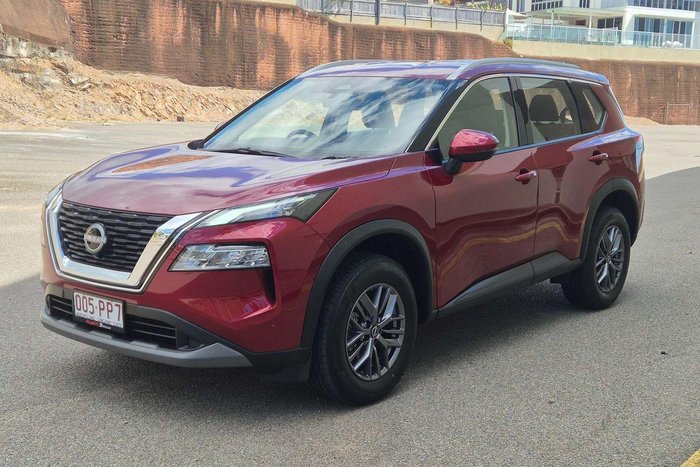 2025 Nissan X-TRAIL ST
