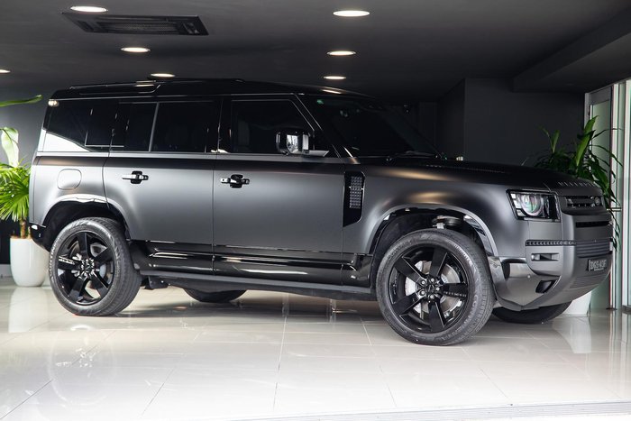 2025 Land Rover Defender 110 D350 X-Dynamic HSE