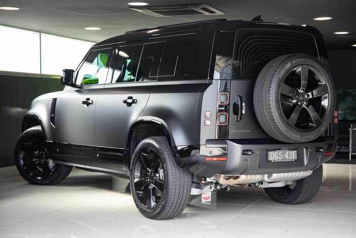 2025 Land Rover Defender 110 D350 X-Dynamic HSE