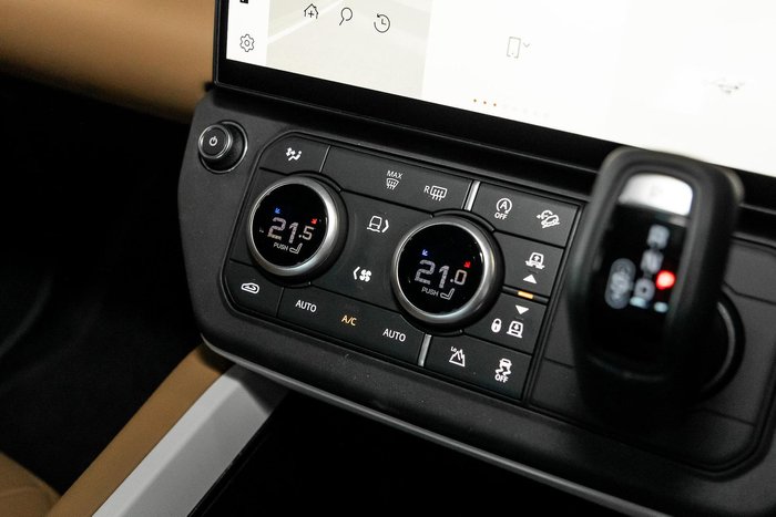 2025 Land Rover Defender 110 D350 X-Dynamic HSE