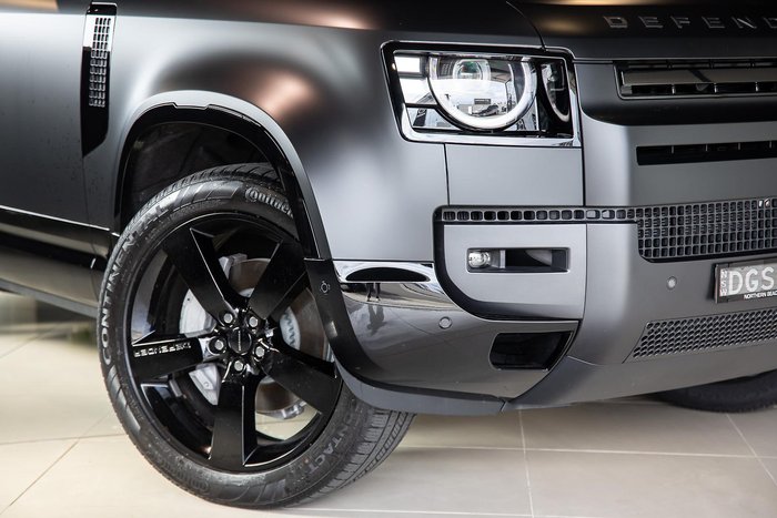 2025 Land Rover Defender 110 D350 X-Dynamic HSE