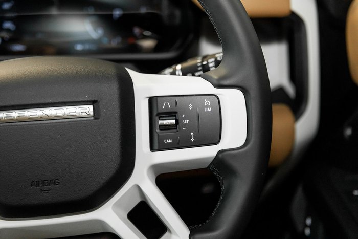2025 Land Rover Defender 110 D350 X-Dynamic HSE