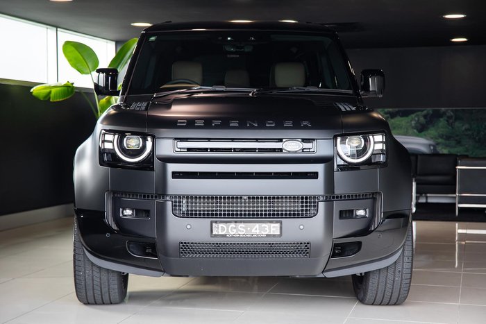 2025 Land Rover Defender 110 D350 X-Dynamic HSE