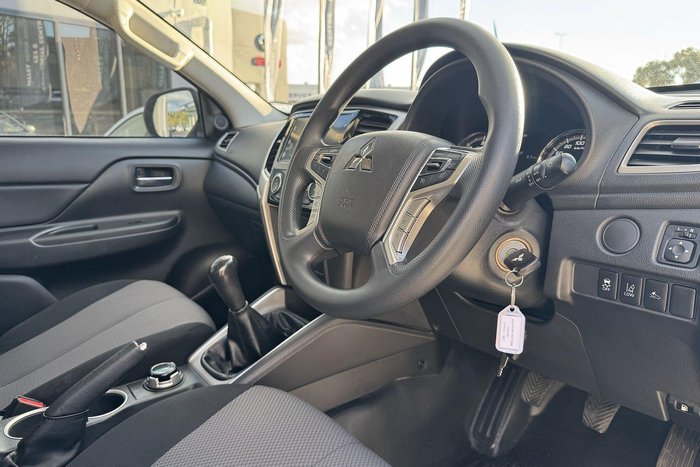2019 Mitsubishi Triton GLX+