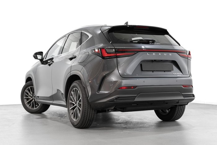 2026 Lexus NX 450h+ Luxury