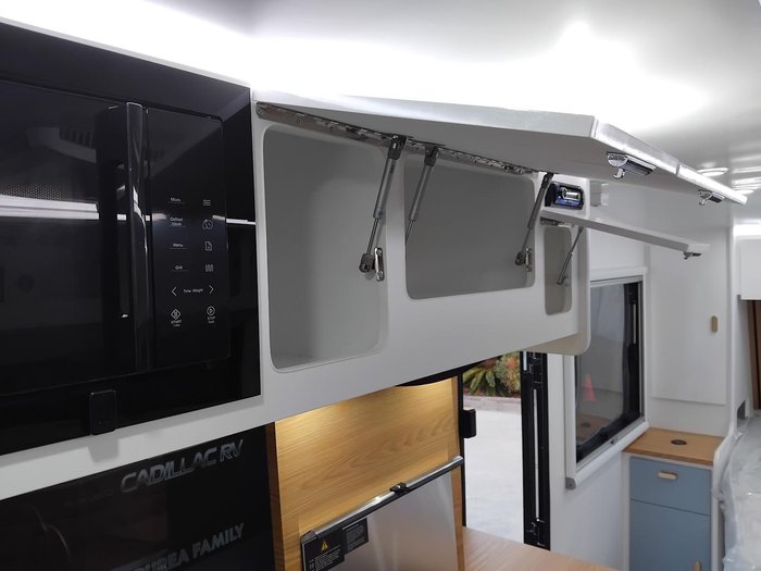 2026 Cadillac RV Ourea Royal Plus King Bed Double Bunk Victron Package