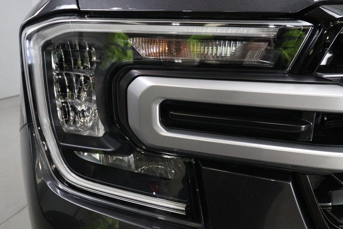 2025 Ford Everest Ambiente