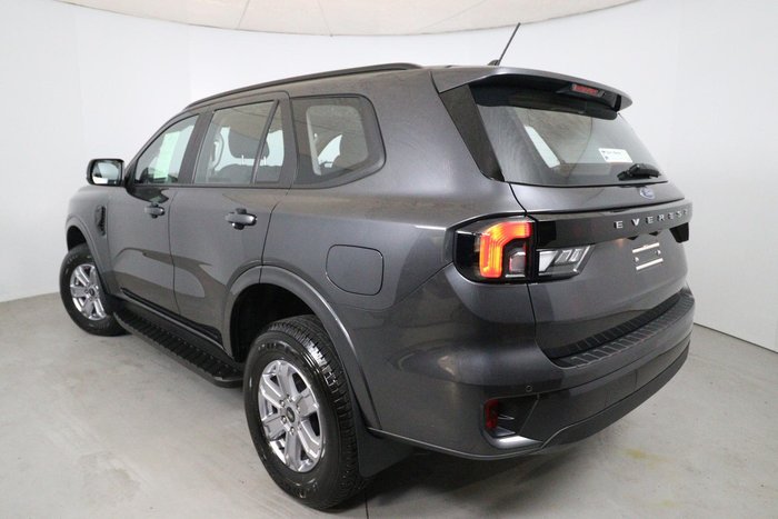 2025 Ford Everest Ambiente