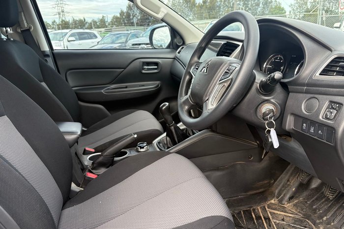 2019 Mitsubishi Triton GLX+
