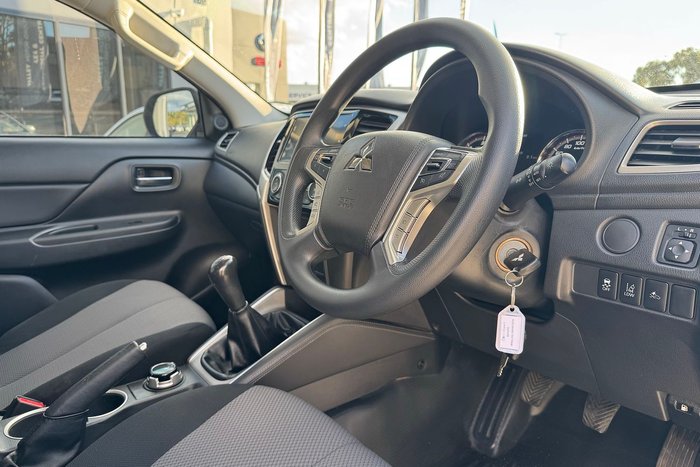 2019 Mitsubishi Triton GLX+