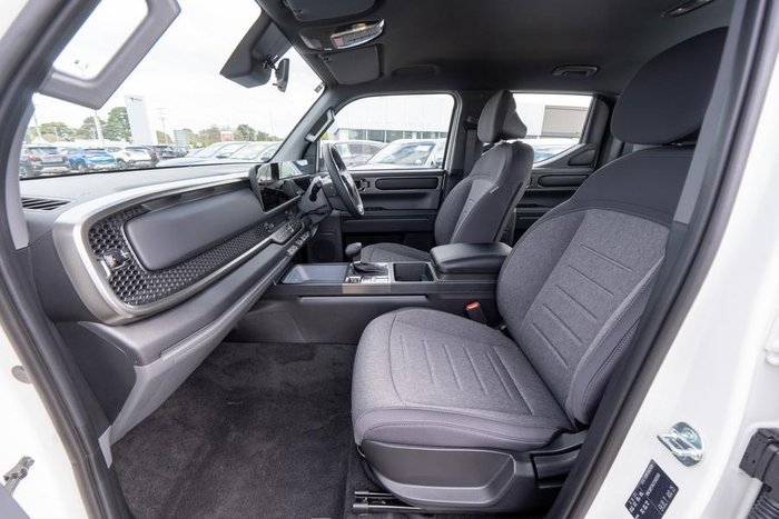 2025 Kia Tasman S