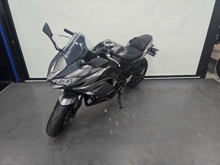 2021 Kawasaki NINJA 650L GREY