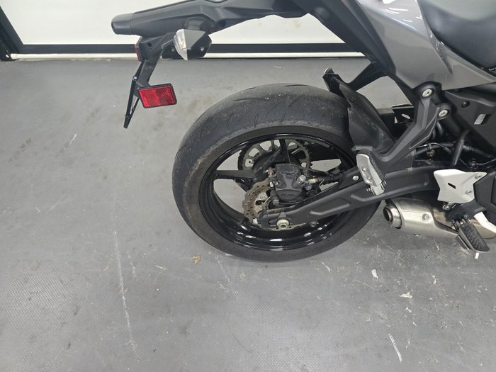 2021 Kawasaki NINJA 650L GREY
