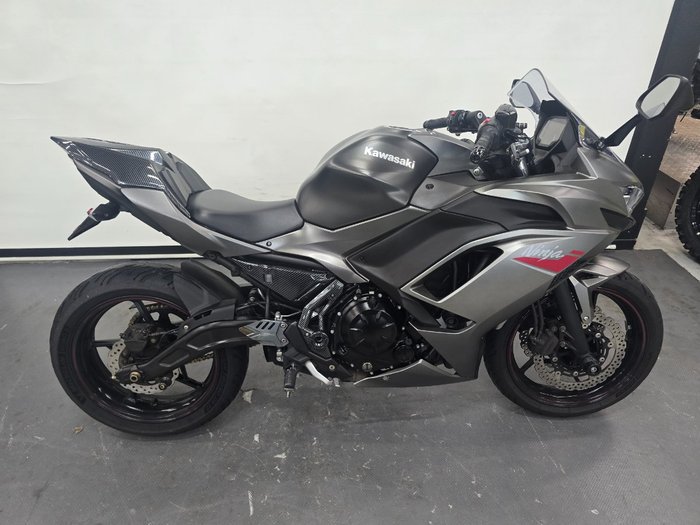 2022 Kawasaki NINJA 650L Black