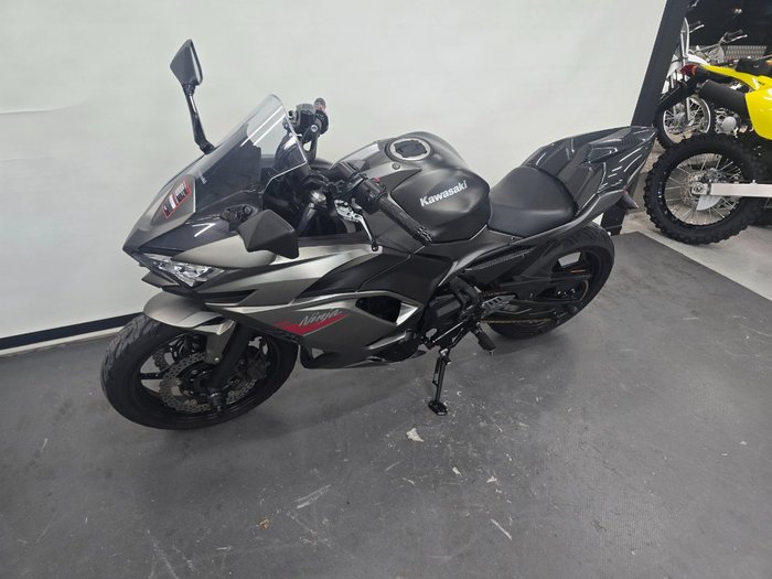 2022 Kawasaki NINJA 650L Black