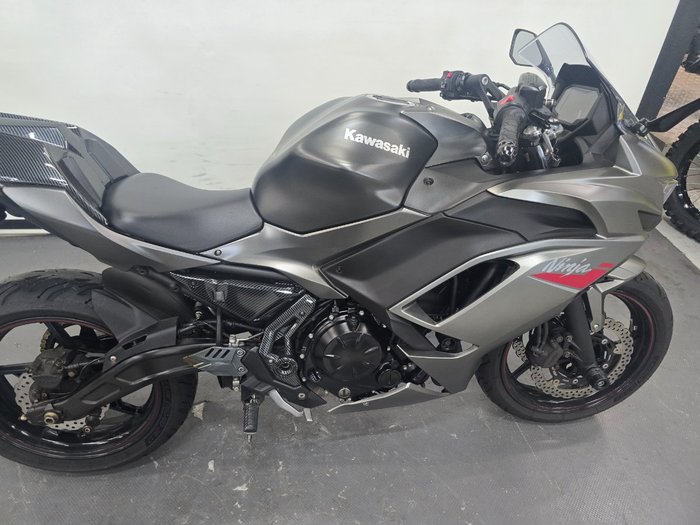 2022 Kawasaki NINJA 650L Black
