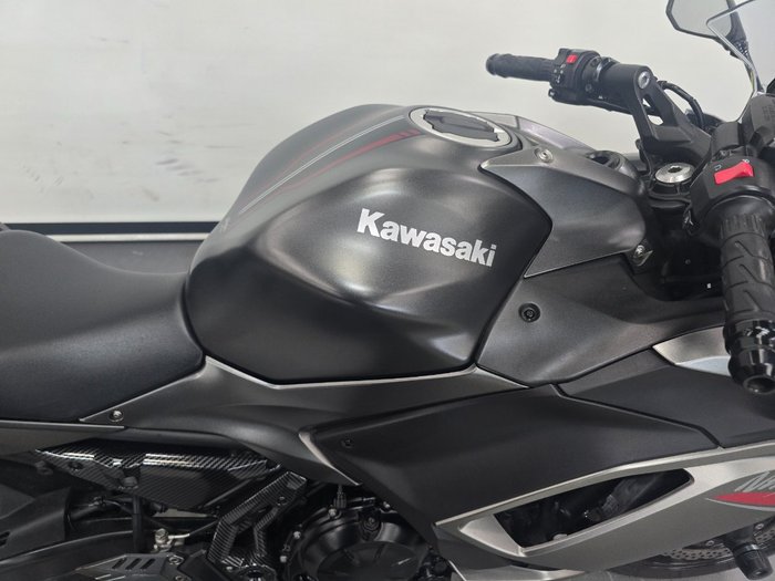2022 Kawasaki NINJA 650L Black