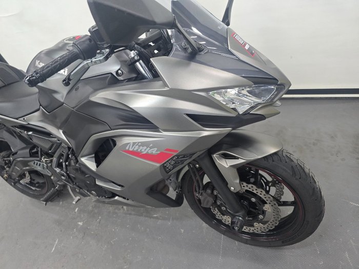 2022 Kawasaki NINJA 650L Black