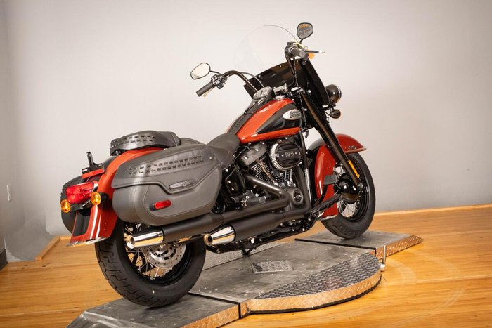 2024 Harley-Davidson Heritage Classic 114 (FLHCS) Softail Black